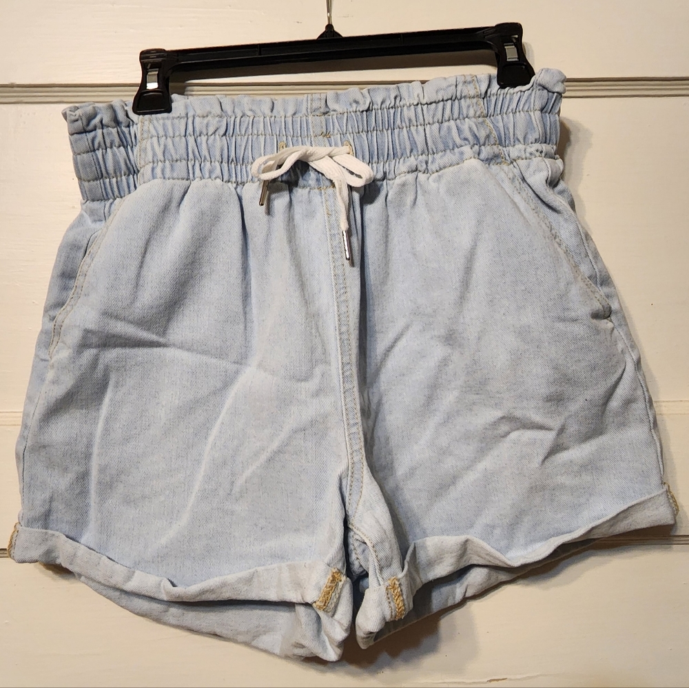 JEAN SHORTS sz large